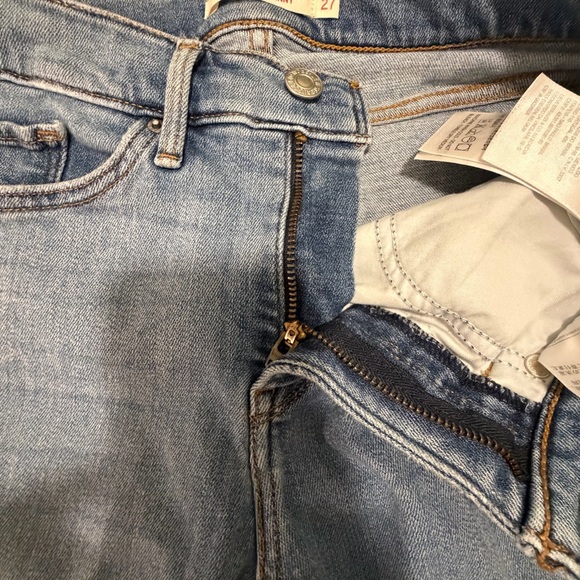 Levi’s 311 Shaping Skinny Jeans Mid Rise Light Wash Butt Lift Festival Cowgirl - Picture 8 of 12